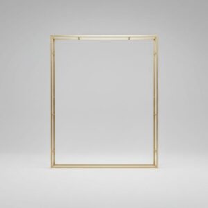 Золотистый металлический каркас